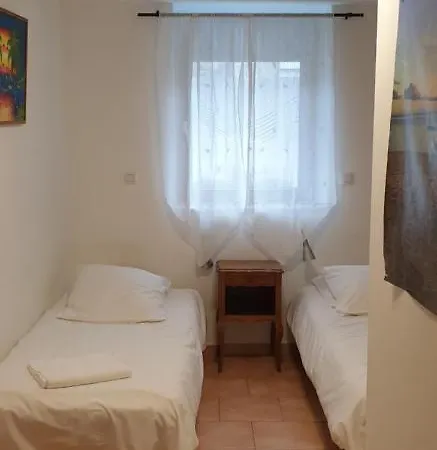 Appart hôtel Presqu'île De *