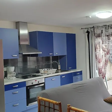 Apart Otel Presqu'ile De *