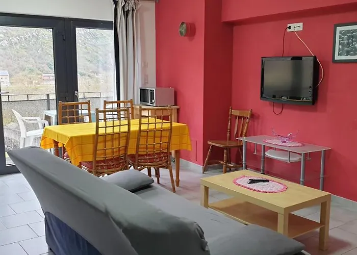 Presqu'ile De * Chooz